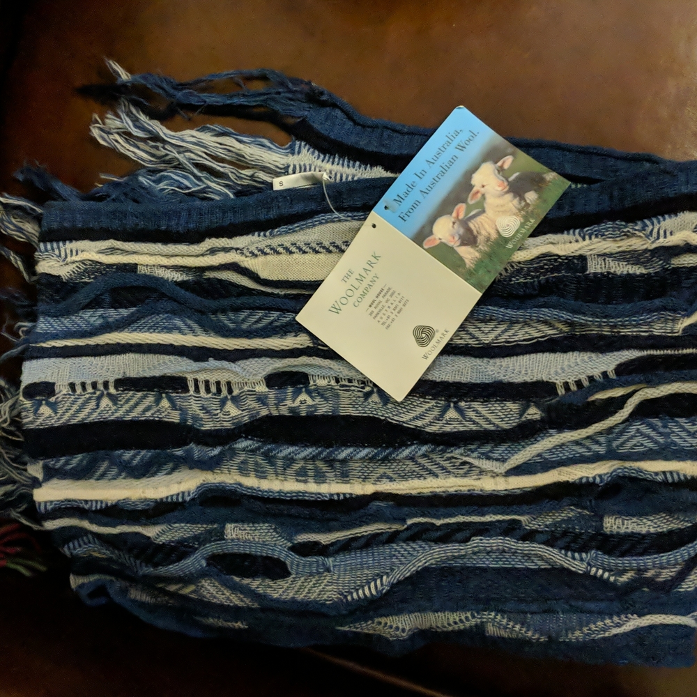 NWT Australian wool scarf